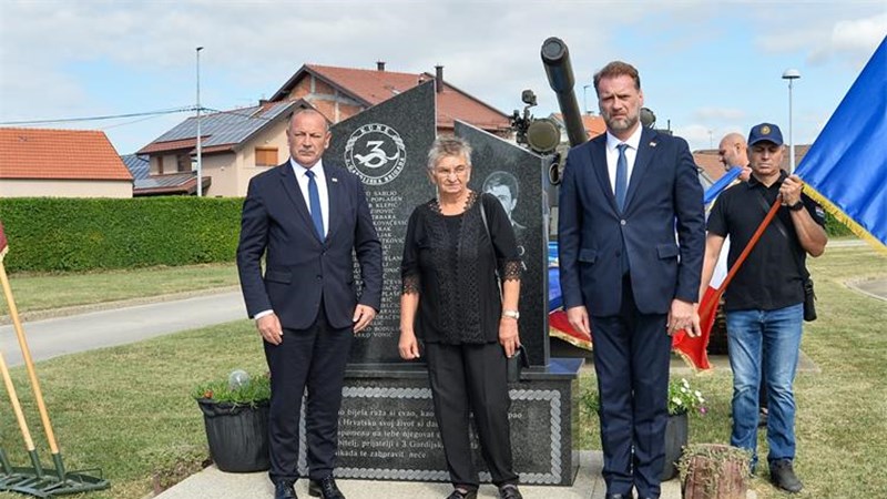 Banožić i Medved zahvalili pripadnicima 3. gardijske brigade Kune na iznimnom doprinosu u stvaranju hrvatske države